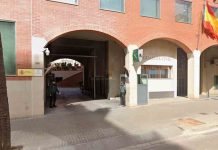 Élite Taxi denuncia a Uber ante la Guardia Civil por evasión fiscal Élite Taxi denuncia a Uber ante la Guardia Civil por evasión fiscal