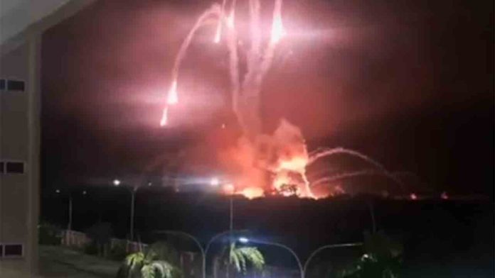 Ataques aéreos de EEUU durante la madrugada en Caracas Ataques aéreos de EEUU durante la madrugada en Caracas