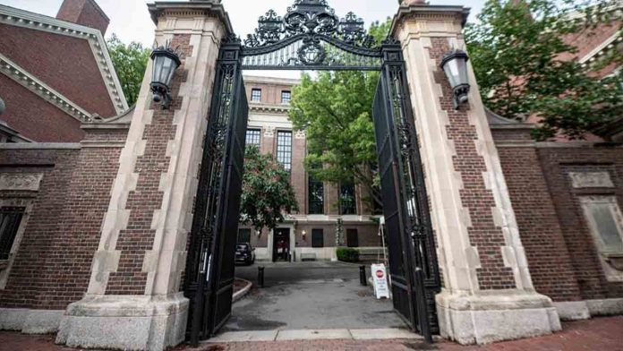 Donald Trump demanda a Harvard por presunto antisemitismo Donald Trump demanda a Harvard por presunto antisemitismo