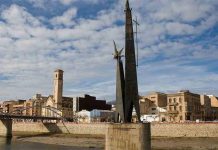 El Supremo despeja el camino para retirar el monumento franquista de Tortosa El Supremo despeja el camino para retirar el monumento franquista de Tortosa