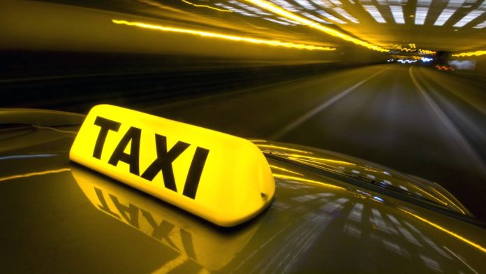 Avance hacia la jubilación anticipada en el sector del taxi y el transporte