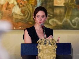 Ayuso se hace la víctima, pero rechazó la protección de México Ayuso se hace la víctima, pero rechazó la protección de México
