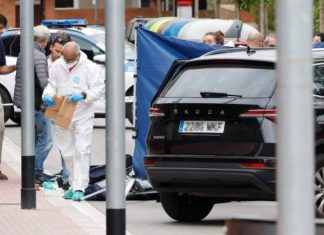 Detenido un hombre por el asesinato de una mujer en Esplugues de Llobregat Detenido un hombre por el asesinato de una mujer en Esplugues de Llobregat