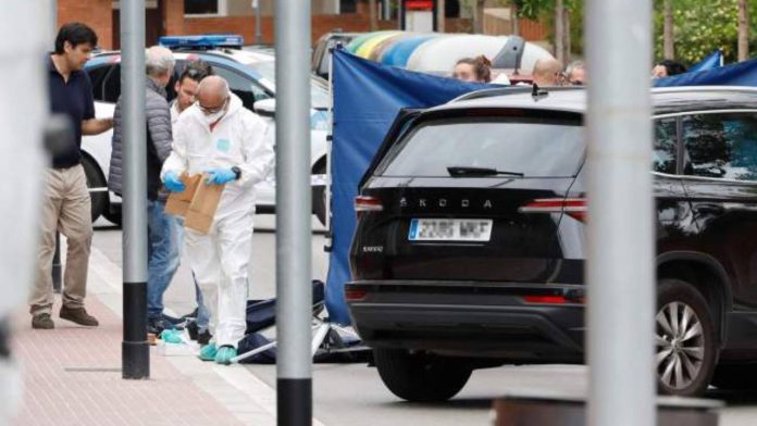 Detenido un hombre por el asesinato de una mujer en Esplugues de Llobregat