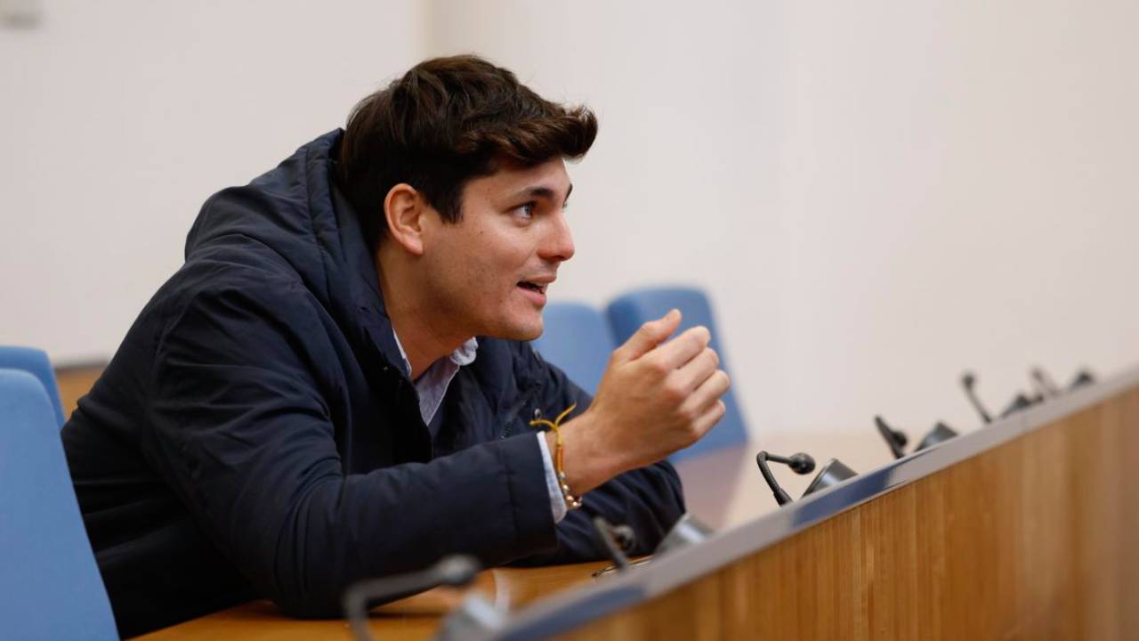 El Supremo pide a la Eurocámara retirar la inmunidad a Alvise Pérez 1 El Congreso endurece las normas y retira las credenciales a Quiles y Ndongo