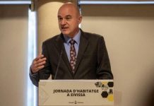 La justicia procesa al presidente del Consell de Ibiza por prevaricación y tráfico de influencias La justicia procesa al presidente del Consell de Ibiza por prevaricación y tráfico de influencias
