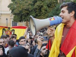 Retirada de acreditación en el Congreso a Quiles y Ndongo Retirada de acreditación en el Congreso a Quiles y Ndongo