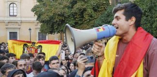 Retirada de acreditación en el Congreso a Quiles y Ndongo Retirada de acreditación en el Congreso a Quiles y Ndongo