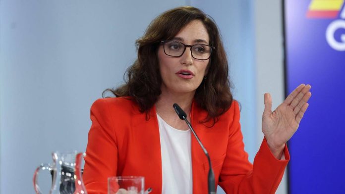 Sanidad reforma el copago y pone techo al coste de los fármacos Sanidad reforma el copago y pone techo al coste de los fármacos