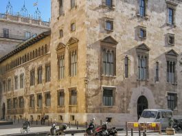 El 92 % de los contratos de Mazón se realizaron a dedo El 92 % de los contratos de Mazón se realizaron a dedo