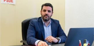 El PSOE exige al PP aclarar un polémico viaje de la Diputación de Almería El PSOE exige al PP aclarar un polémico viaje de la Diputación de Almería