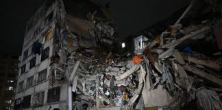 España busca a 80 ciudadanos desaparecidos tras los terremotos en Venezuela España busca a 80 ciudadanos desaparecidos tras los devastadores terremotos en Venezuela