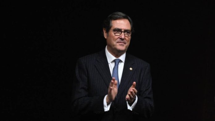 Garamendi supera la barrera de los 400.000 euros de sueldo Garamendi supera la barrera de los 400.000 euros de sueldo
