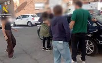 Localizan en Kosovo a una niña de seis años sustraída en Mallorca y detiene a su padre Localizan en Kosovo a una niña de seis años sustraída en Mallorca y detiene a su padre