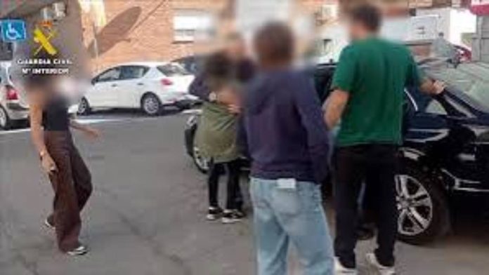 Localizan en Kosovo a una niña de seis años sustraída en Mallorca y detiene a su padre