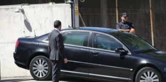 Reacción policial tras las insinuaciones del juez Peinado sobre la escolta de Begoña Gómez Reacción policial tras las insinuaciones del juez Peinado sobre la escolta de Begoña Gómez
