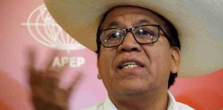 Roberto Sánchez se impone a Fujimori en las presidenciales de Perú Roberto Sánchez se impone a Fujimori en las presidenciales de Perú