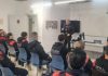 Los Mossos investigan la actuación de un cabo por un incidente con insultos a Pedro Sánchez Los Mossos investigan la actuación de un cabo por un incidente con insultos a Pedro Sánchez
