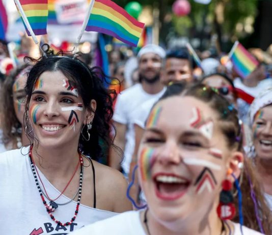 Un millón de voces frente al avance ultra: el Orgullo de Madrid 2026 Un millón de voces frente al avance ultra: el Orgullo de Madrid 2026