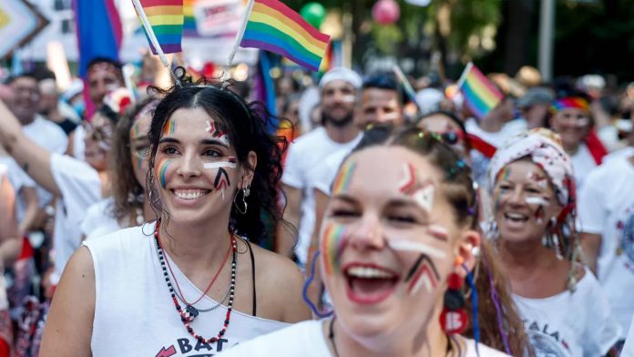 Un millón de voces frente al avance ultra: el Orgullo de Madrid 2026