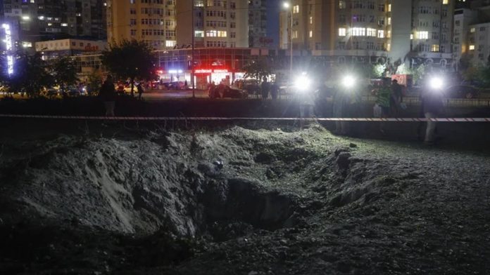 Ataque ruso contra Kiev deja nueve muertos y 30 heridos