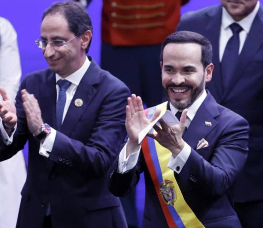 De la Espriella asume la Presidencia de Colombia y gira su política exterior De la Espriella asume la Presidencia de Colombia y gira su política exterior