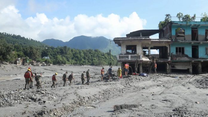 Nepal localiza a dos españoles desaparecidos tras las riadas