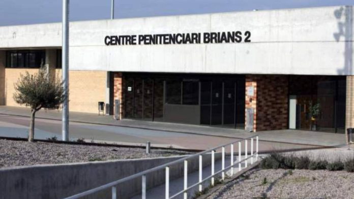 Prisión de Brians 2 Tensión en Brians 2 tras varios incidentes violentos entre internos y funcionarios
