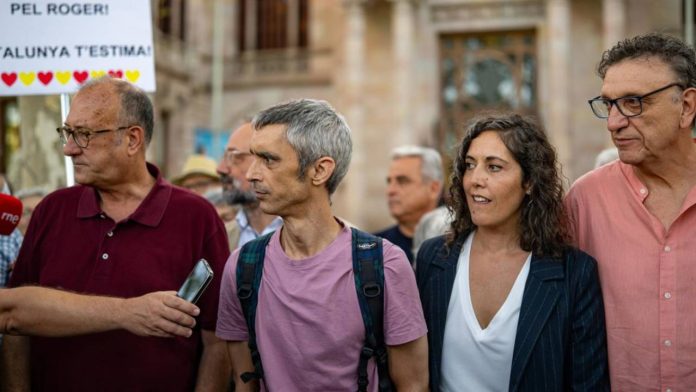 Roger Español afronta el juicio por la pérdida de un ojo en el 1-O Roger Español afronta el juicio por la pérdida de un ojo en el 1-O