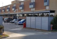 Tres funcionarios agredidos por un preso en el hospital de Terrassa Tres funcionarios agredidos por un preso en el hospital de Terrassa