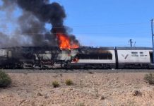 Un incendio en un AVE en Zaragoza corta la conexión Madrid-Barcelona Un incendio en un AVE en Zaragoza corta la conexión Madrid-Barcelona
